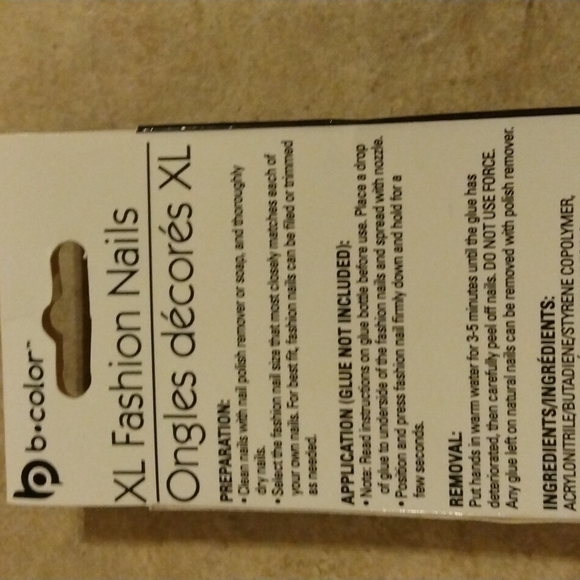 Faux nails - Picture 5 of 6